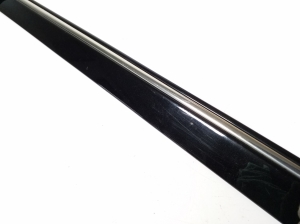 Mercedes Benz R-Class 251 (2006–2017) Front door molding A2516902162 - 4