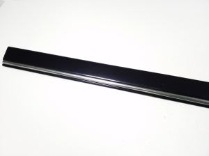 Mercedes Benz R-Class 251 (2006–2017) Front door molding A2516902162 - 3