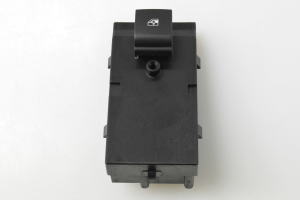 Rear side door window switch - 13301886