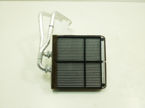  Interior shoulder radiator 