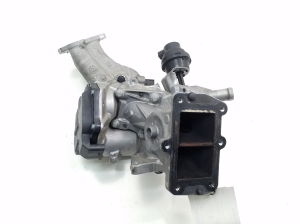  EGR valve 