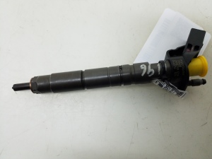  Fuel injector 