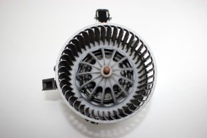   Salongi puhuri mootor  - 8K2820021C 