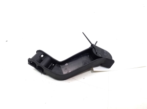 Mercedes Benz CLS-Class 218 (2011–2018) Muu kinnitus A6510780007 - 2