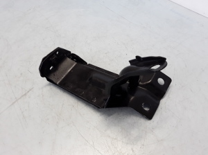  Cooling radiator bracket 