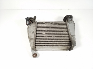  Intercooler radiator 