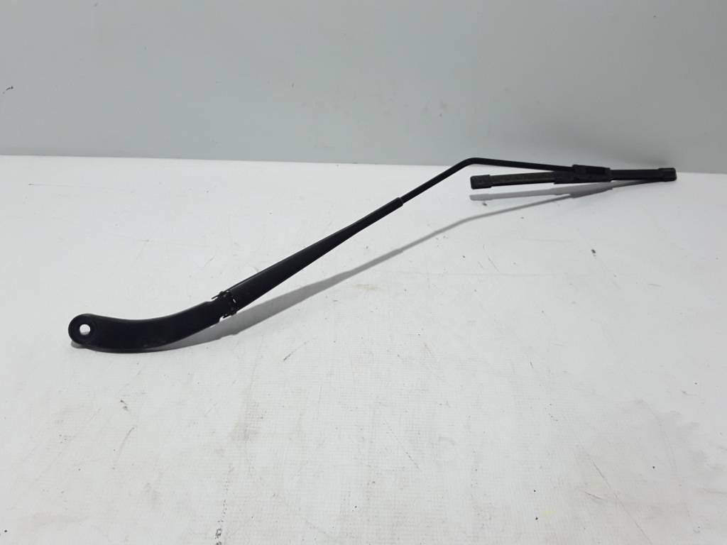 RENAULT Captur 1 generation (2013-2019) Front Wiper Arms 288867952R 22385169