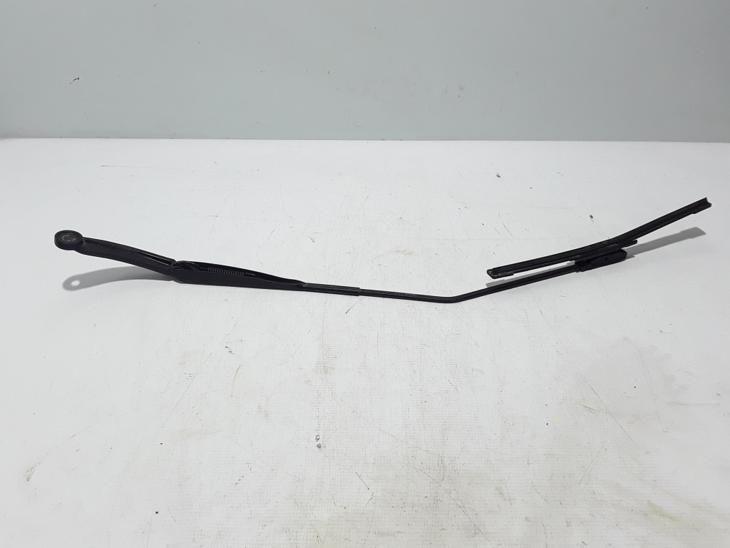 RENAULT Captur 1 generation (2013-2019) Front Wiper Arms 288867952R 22385169