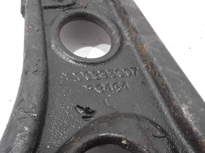 RENAULT Trafic II (2001–2014) Eesmine õõtshoob 8200395007 - 2