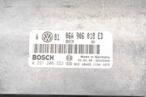 Volkswagen Golf IV (1997–2003) Engine control unit 06A906018ED - 4