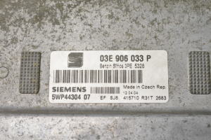 Seat Ibiza 6L1 (2002–2008) Motorsteuergerät 03E906033P - 2