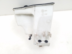 BMW 3 SERIES E91 (2005–2013) Scheibenwaschbehälter vorne und seine Teile - 3