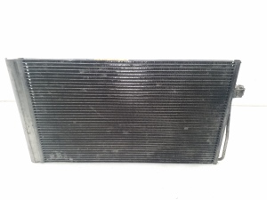 BMW 5 SERIES E60 (2003–2010) Kliimaradiaator 9122827 - 2