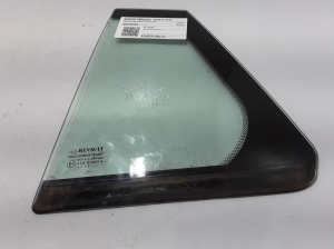 Dreiecksfenster Tür hinten - 822210015R