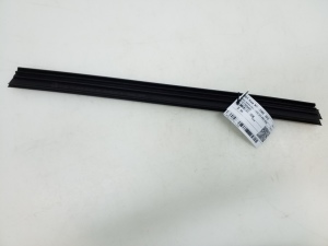 Rear side door inner window molding - A2127353465