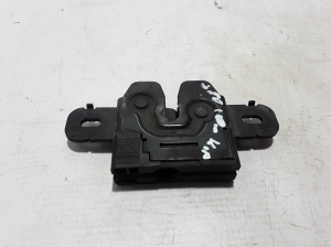 VOLVO S80 II (2006–2016) Hood latch 31298609 - 2