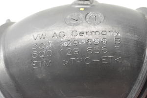 Volkswagen Tiguan (2007–2016) Caurule 5Q0129656E - 2