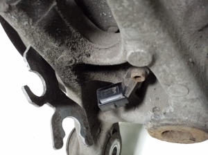 AUDI A5 (2007–2016) Tagumine rumm 8K0505435AB - 3