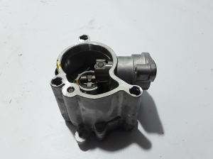  Vacuum pump 