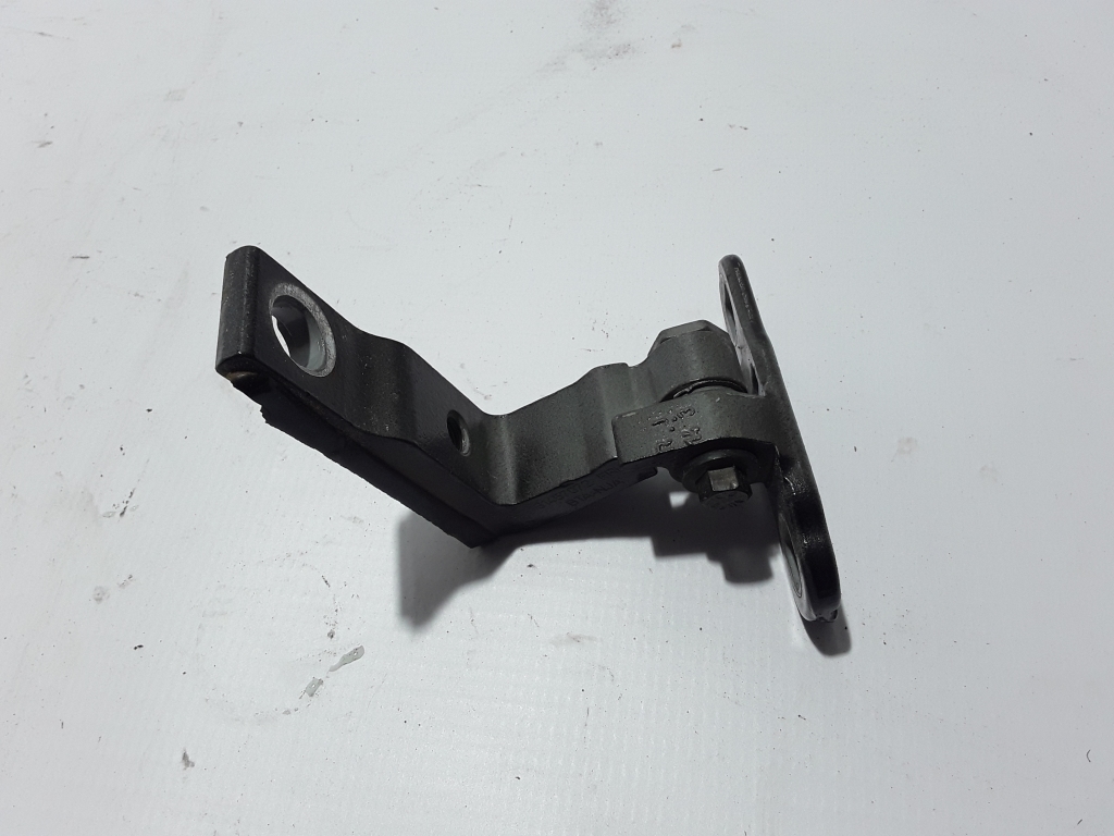 VOLVO XC40 1 generation (2017-2024) Front Right Door Hinge 31457072 22385016