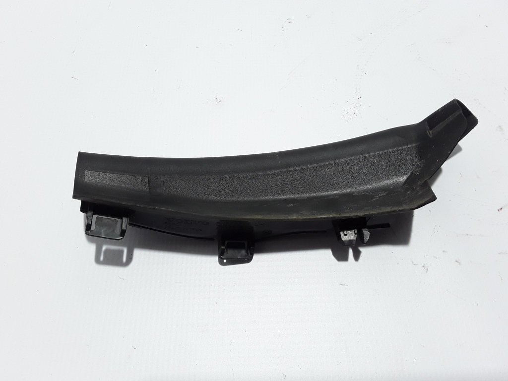 VOLVO XC40 1 generation (2017-2024) Front  Wiper Cowl Trim 31651564 22385002