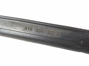 AUDI A5 (2007–2016) Esiklaasi piilari välimine liist 8T0854327A - 4