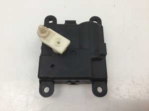 NISSAN Primera P12 (2001–2008) Salongi soojenduse klapi mootor 3C27030850 - 2