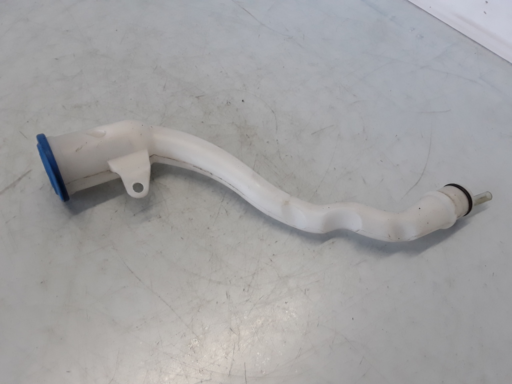 Used VOLVO XC60 Other part of the windscreen washer tank 30784333