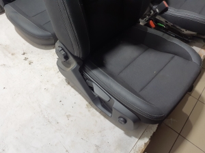 VOLVO XC40 (2017–2026) Salons un tā detaļas - 2