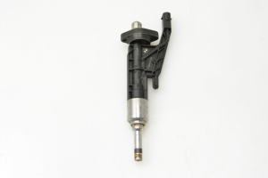 Fuel injector - 13537639990