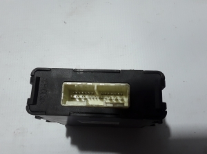VOLVO XC40 (2017–2026) Vadības bloks 31686384 - 3