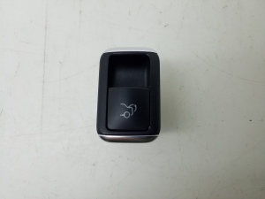 Trunk opening switch - A2079050051