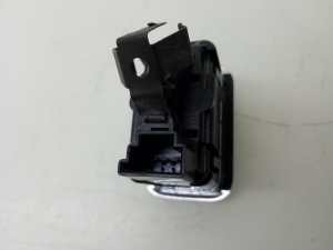 Mercedes Benz E-Class W212 (2009–2015) Esiukse klaaslüliti A2049057601 - 2