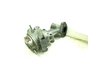  EGR valve 