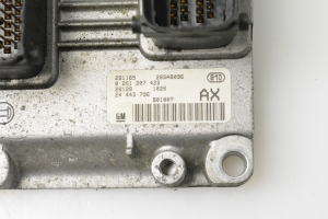 Opel Corsa C (2000–2006) Motorsteuergerät 24443796 - 2