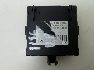 Mercedes Benz E-Class W212 (2009–2015) Priekšējo durvju vadības bloks A2128203685 - 2