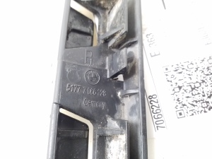 BMW 5 SERIES E60 (2003–2010) Rear bumper bracket 7066228 - 2