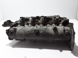  Engine head 