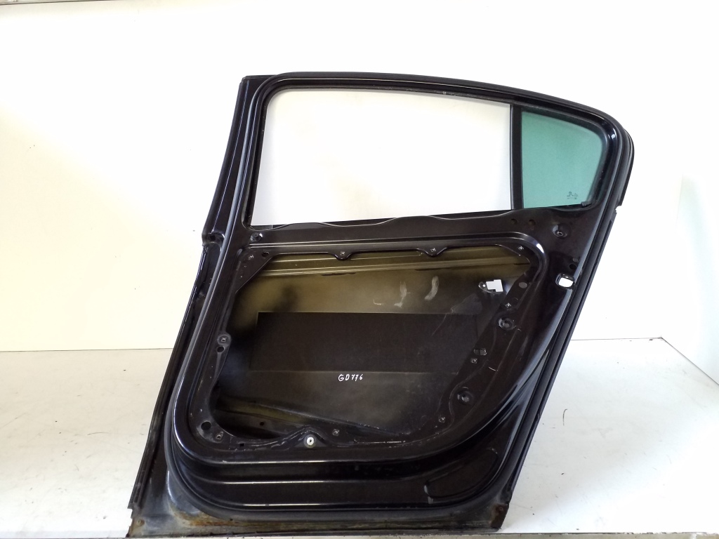 VOLKSWAGEN Passat B6 (2005-2010) Right Side Sliding Door 25076243