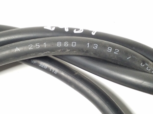 Mercedes Benz R-Class 251 (2006–2017) Schlauch A2518601392 - 2