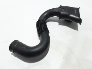   Air intake hose  - 165559019R 