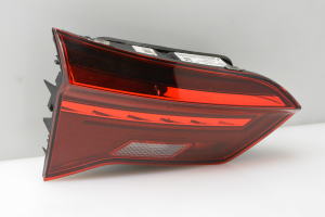 Tail light on trunk lid - 2GA945093C