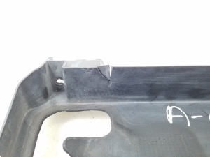 AUDI A6 C6 (2004–2011) Luftleitblech für den Kühler 4F0121284 - 2