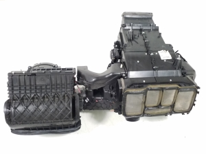 Mercedes Benz R-Class 251 (2006–2017) Heater and its parts A1648300560 - 4