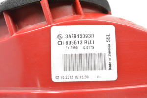 Volkswagen Passat B7 (2010–2014) Tagatuli tagaluugil 3AF945093R - 5