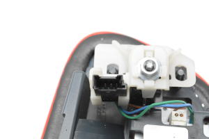 BMW 1 SERIES F20 (2010–2026) Tagatuli tagaluugil 7359020 - 4