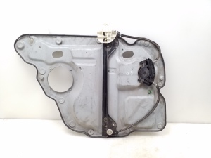 Rear side door window regulator frame - 1T0839730L