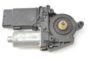 Volkswagen Passat B5 (1997–2005) Front door window regulator motor 3B4837751Q - 5