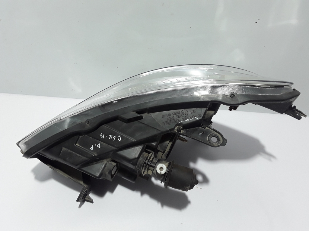 DACIA Dokker 1 generation (2012-2024) Front Right Headlight 260102814R 22385966