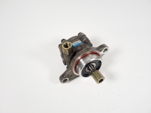Power steering pump - 8H800
